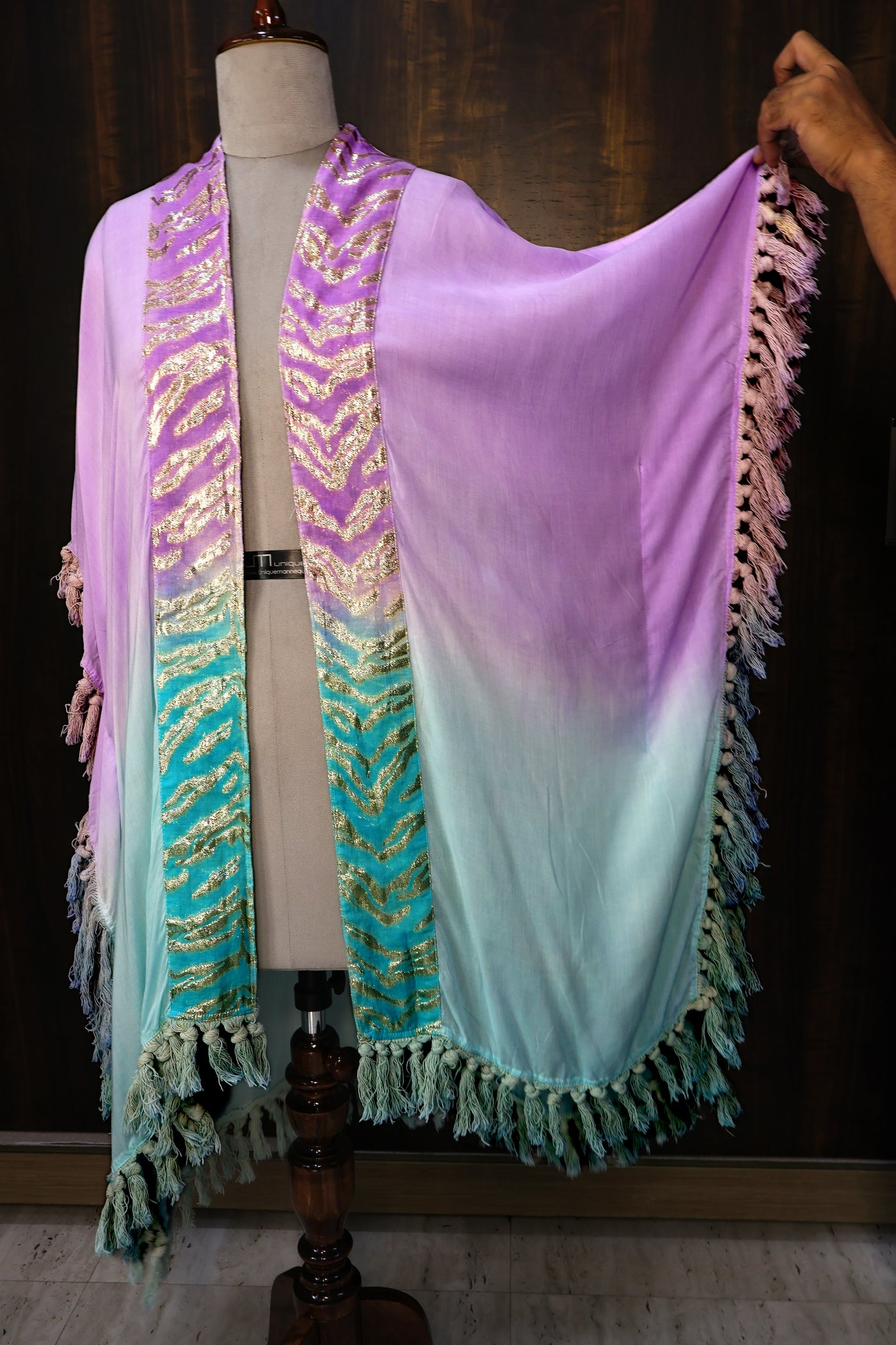 Ombre Cotton Kimono with Zari & Banarasi Border | Elegant Kaftan with Tassels