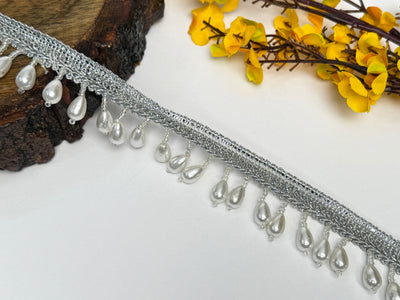 4 Yards - Off White Suspended Raindrop Silver Tassel Lace 2.5cm Wide