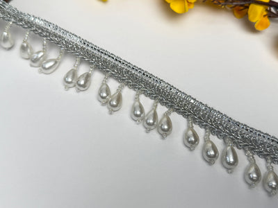 4 Yards - Off White Suspended Raindrop Silver Tassel Lace 2.5cm Wide