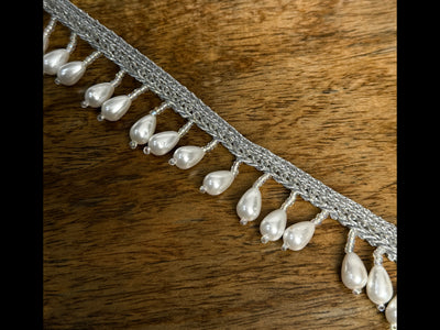 4 Yards - Off White Suspended Raindrop Silver Tassel Lace 2.5cm Wide