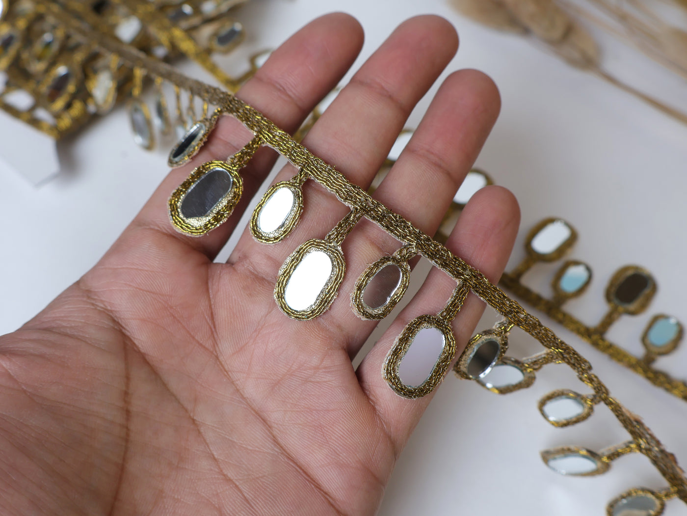 Round Suspended Mirror Trim, Symmetric Cutwork Golden Lace - 3 Yards Long