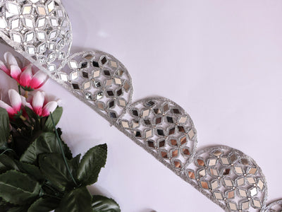 Silver Scalloped Symmetric Cutwork Mirror Trim 7 cm Wide - 1 Yard