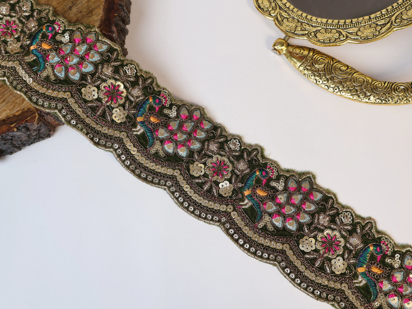 3 Yards- Moss Green Scallop Threadwork Peacock Design Lace