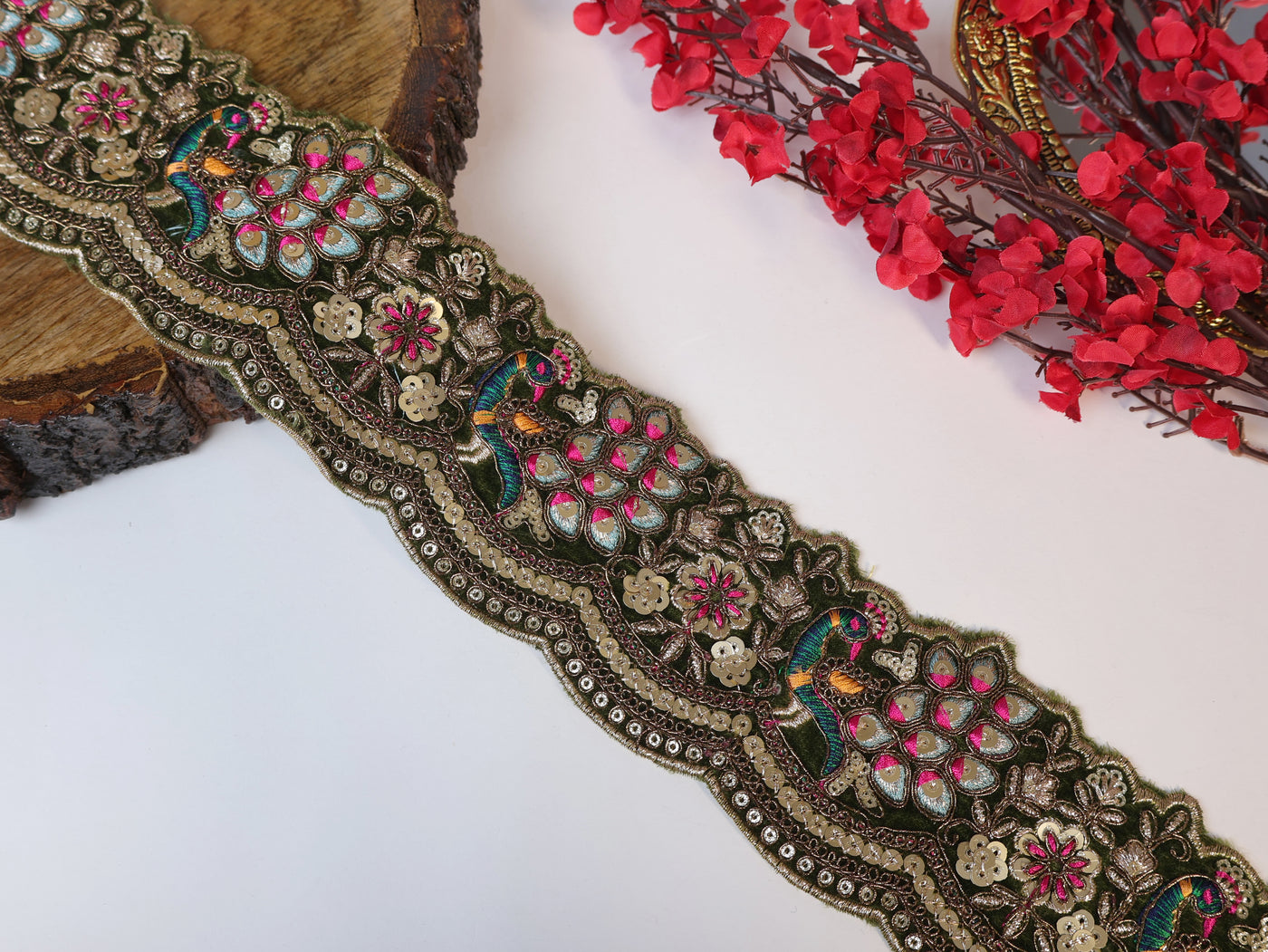 3 Yards- Moss Green Scallop Threadwork Peacock Design Lace