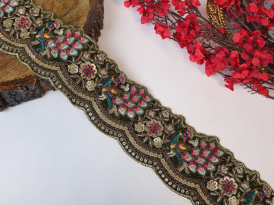 3 Yards- Moss Green Scallop Threadwork Peacock Design Lace