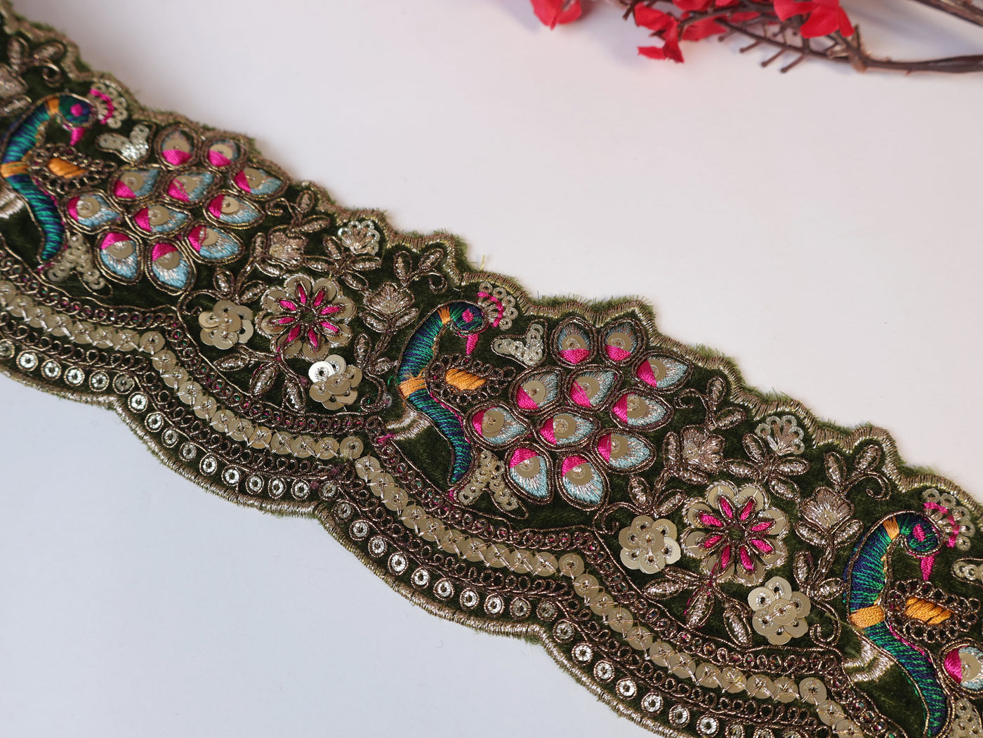 3 Yards- Moss Green Scallop Threadwork Peacock Design Lace