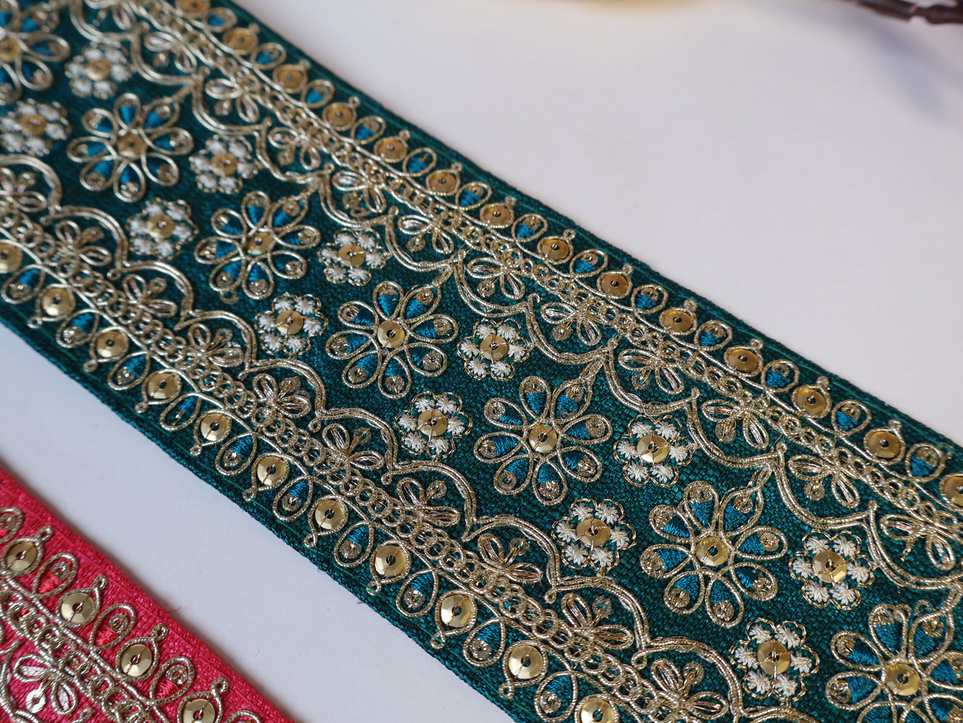 9 Yards - Elegant Gajri Pink/ Green & Golden Sequin Zari Lace