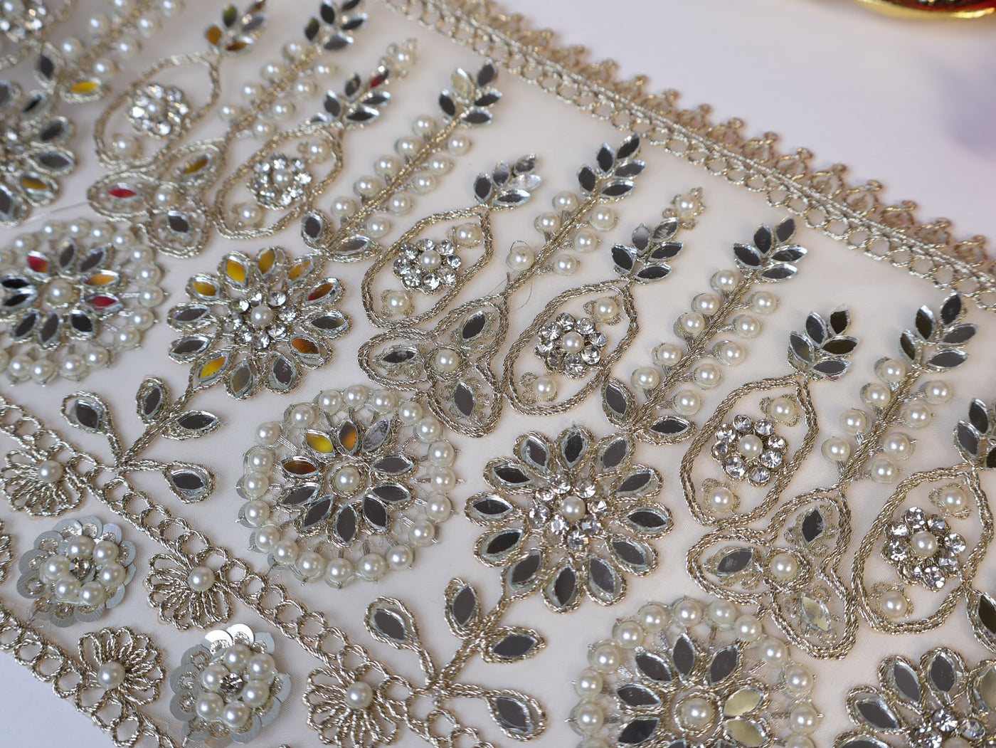 1 Yard - White Gold Wide Border Lace Trim, Handwork Mirror