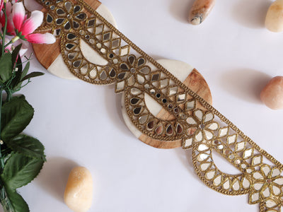 Golden Jali Pattern Scalloped Mirror Trim 7 cm Wide - 1 Yard