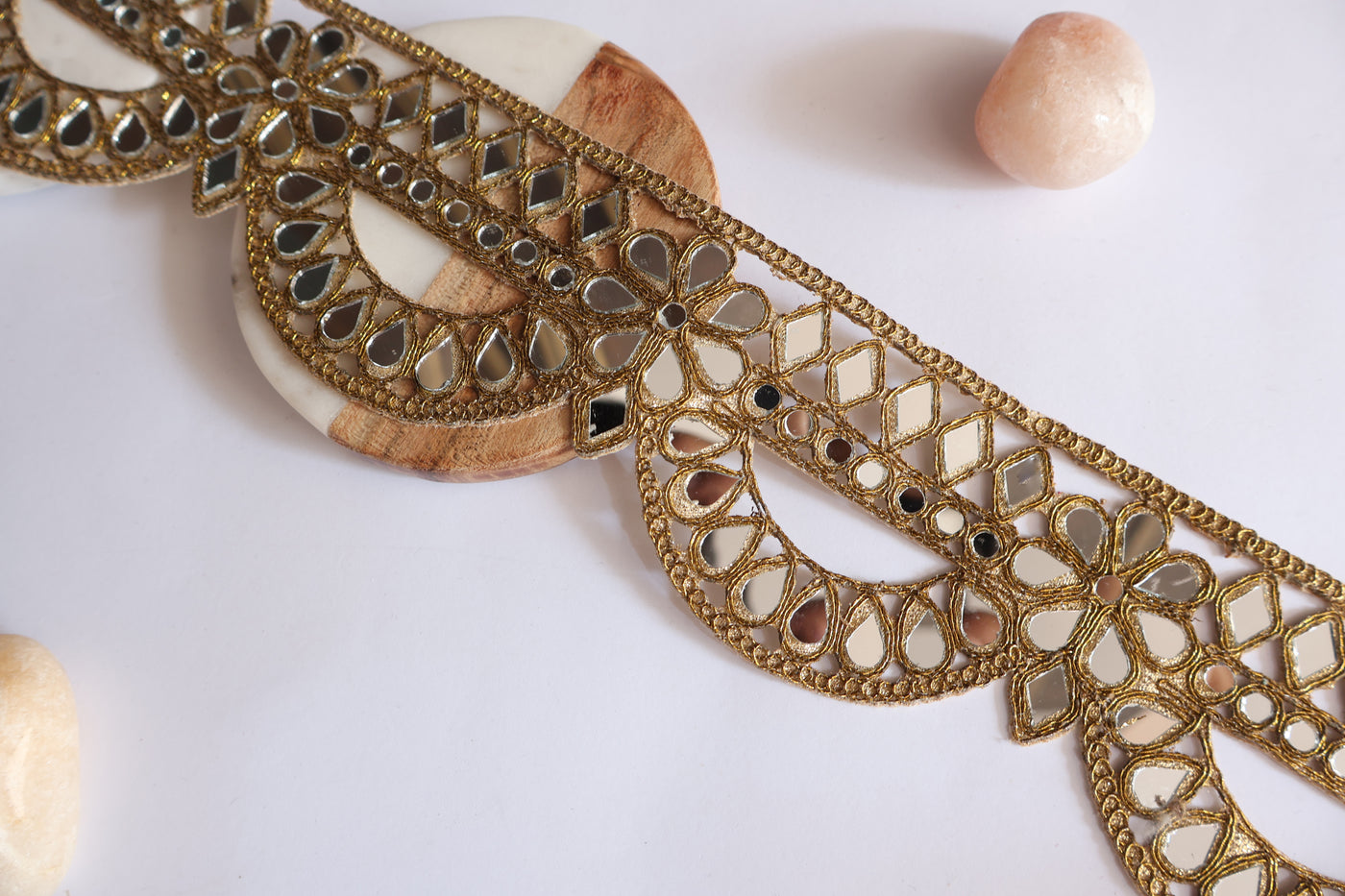 Golden Jali Pattern Scalloped Mirror Trim 7 cm Wide - 1 Yard
