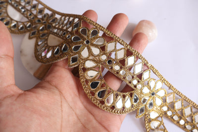 Golden Jali Pattern Scalloped Mirror Trim 7 cm Wide - 1 Yard