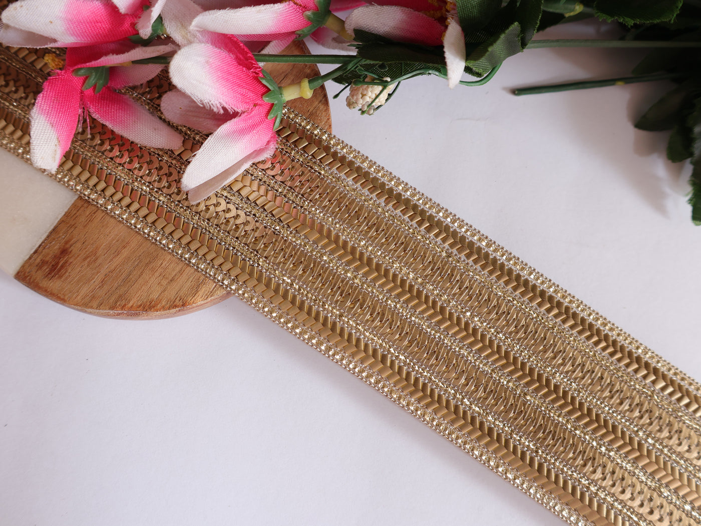 9 Yards - Golden Passementerie Decorative Lace Trim