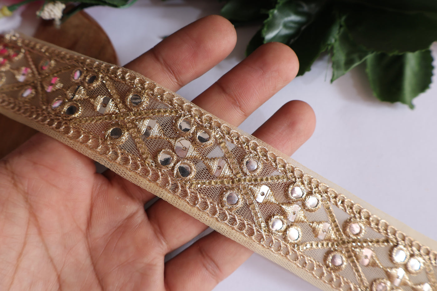 9 Yards - Antique Gold Sequin Decorative Lace Trim