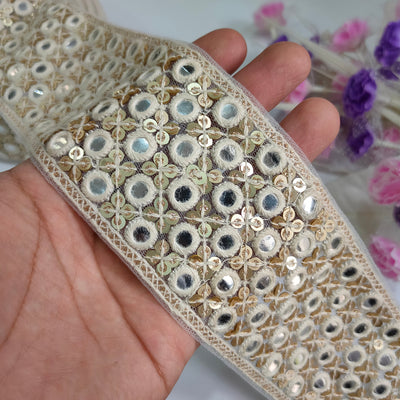 White & Gold Beaded Sari Border: Glamorous Bollywood Trim, 9 Yards