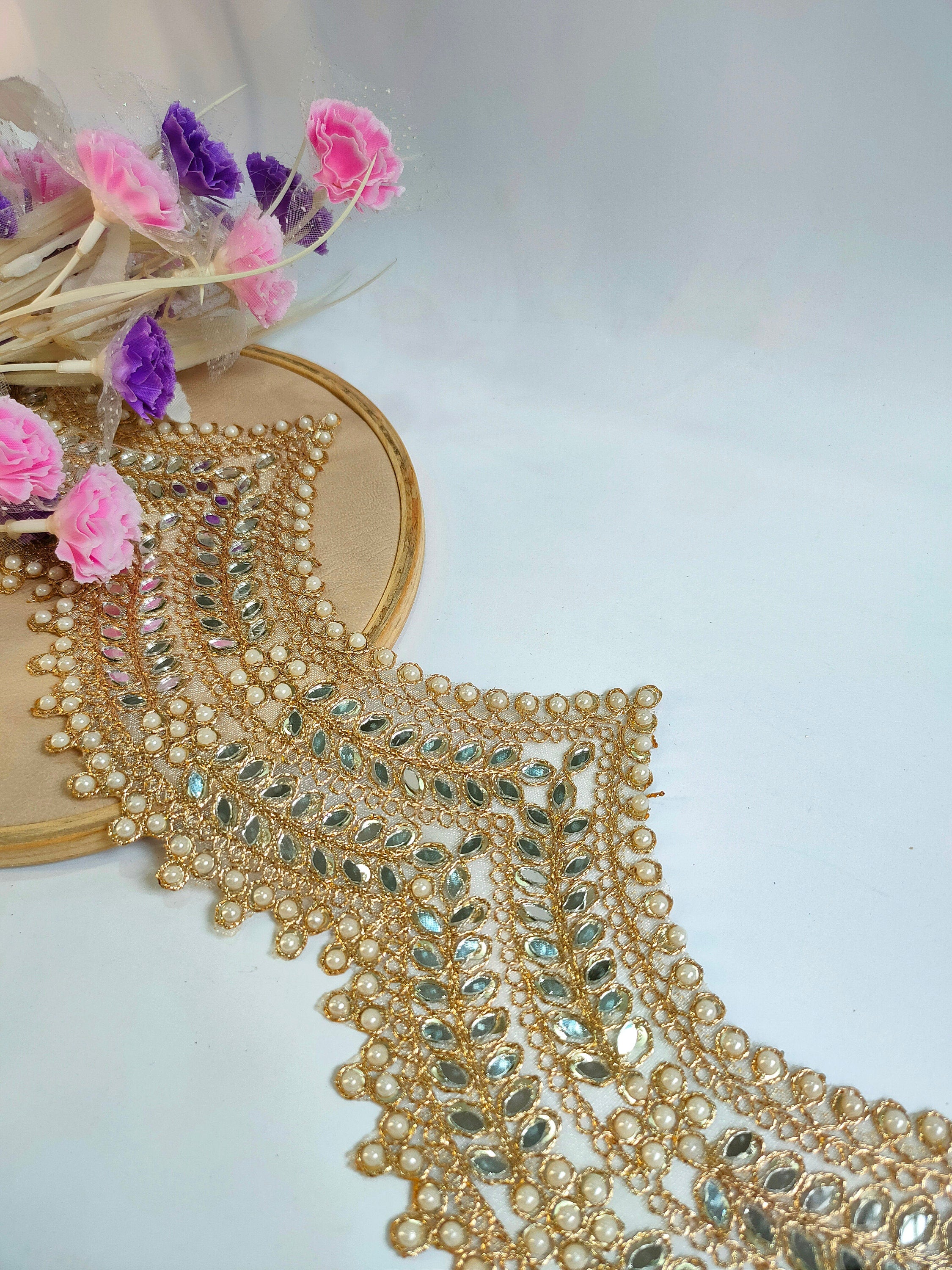 Golden Scalloped Mirror & Pearl Trim: Indian Zari Sari Lace (9cm Wide)