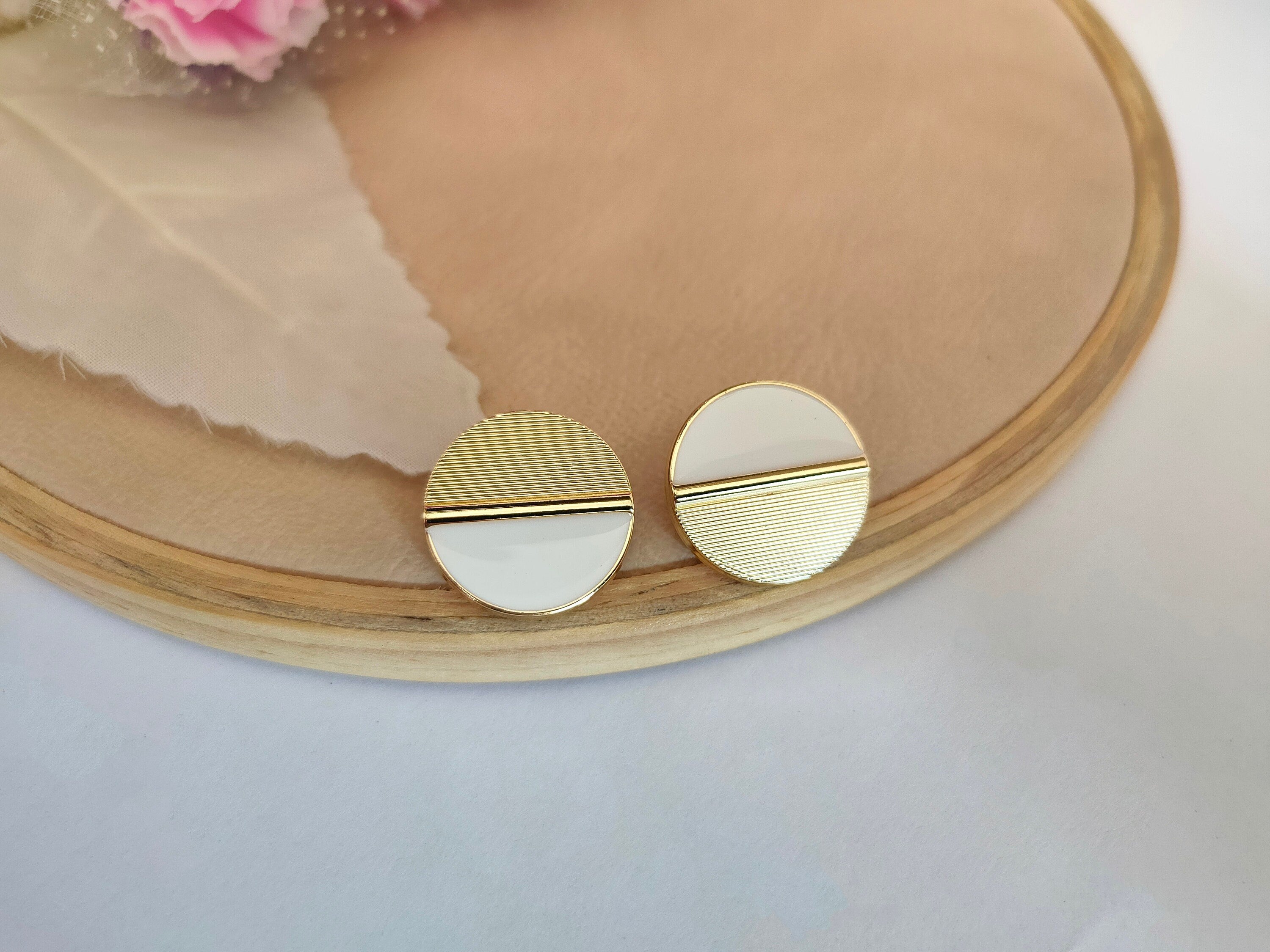 Metallic Round Sew-On Buttons: Silver & Gold, DIY Craft Decoration (Pack of 10)