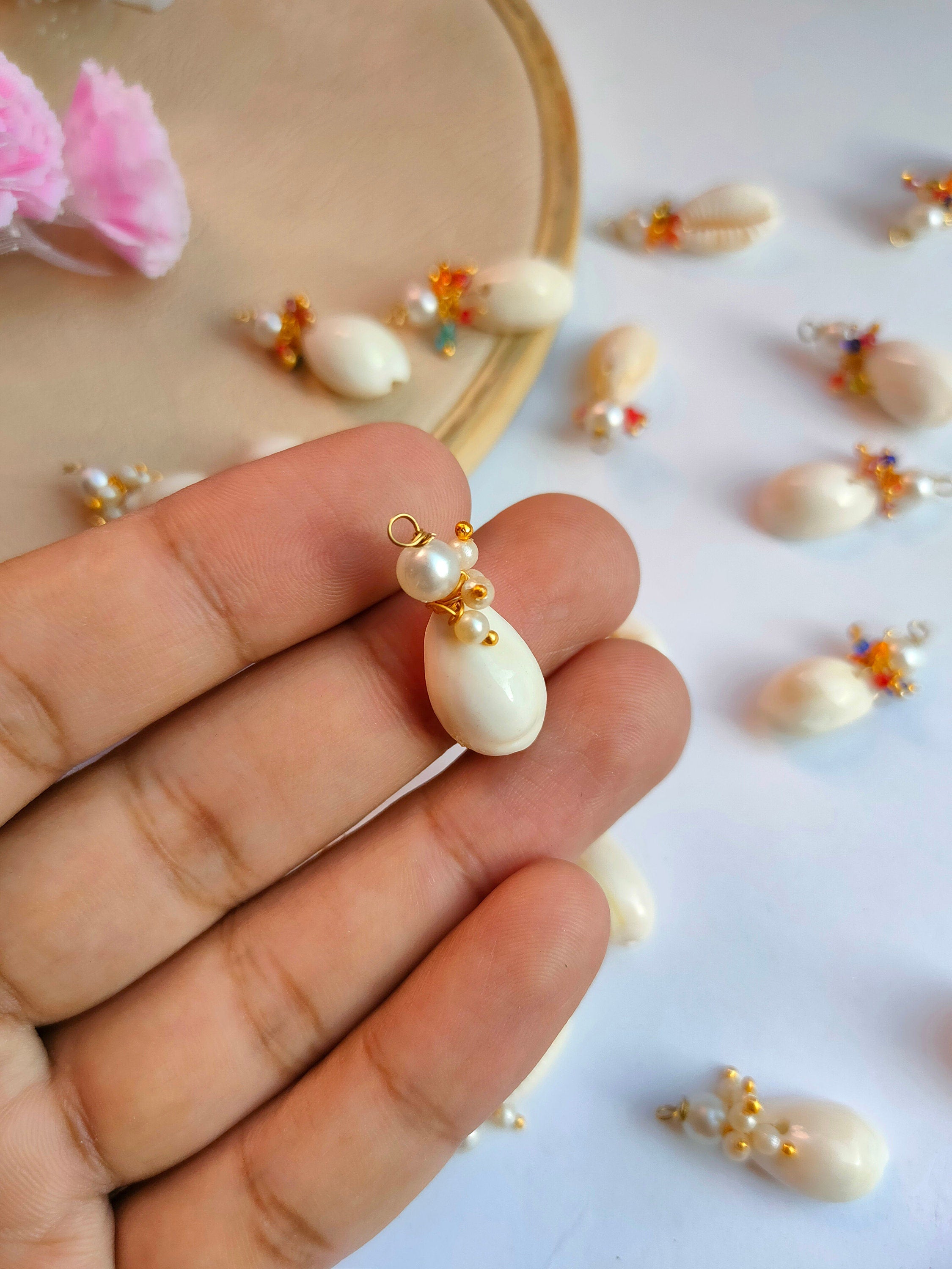 Cowrie Shell Tassels: Indian Style Crafting Beads (Pack of 25)