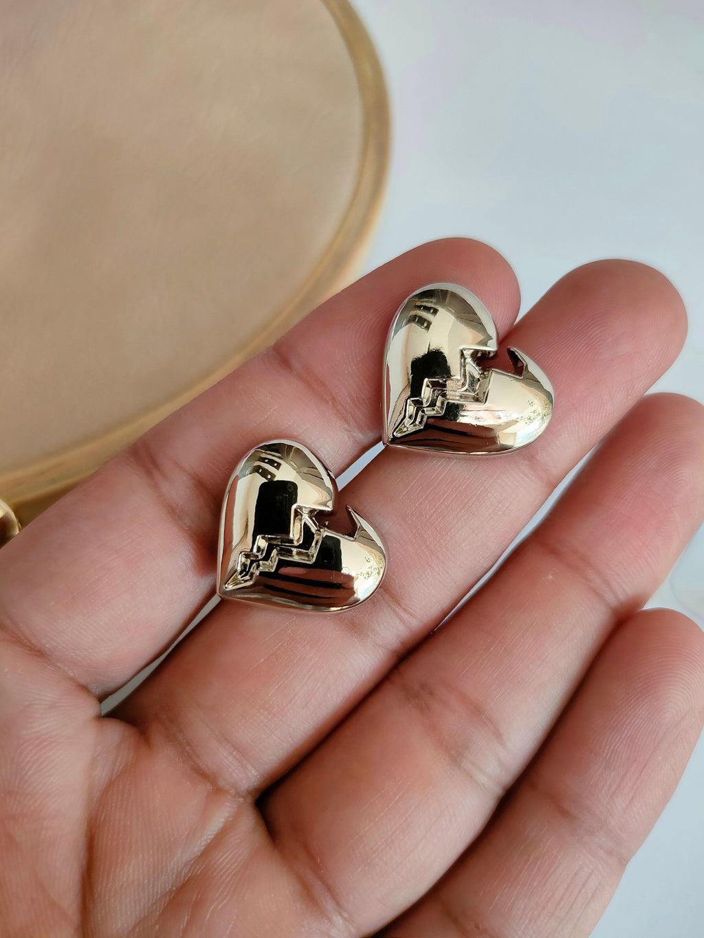 Heart Sew-On Buttons: Metallic Polished, 20mm (Pack of 10)