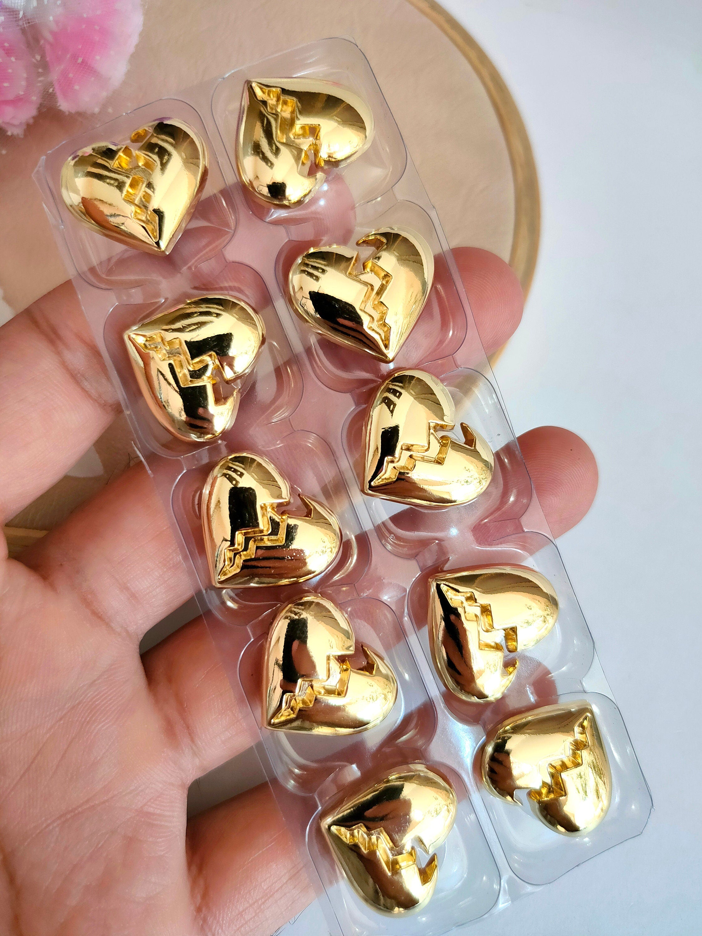 Heart Sew-On Buttons: Metallic Polished, 20mm (Pack of 10)