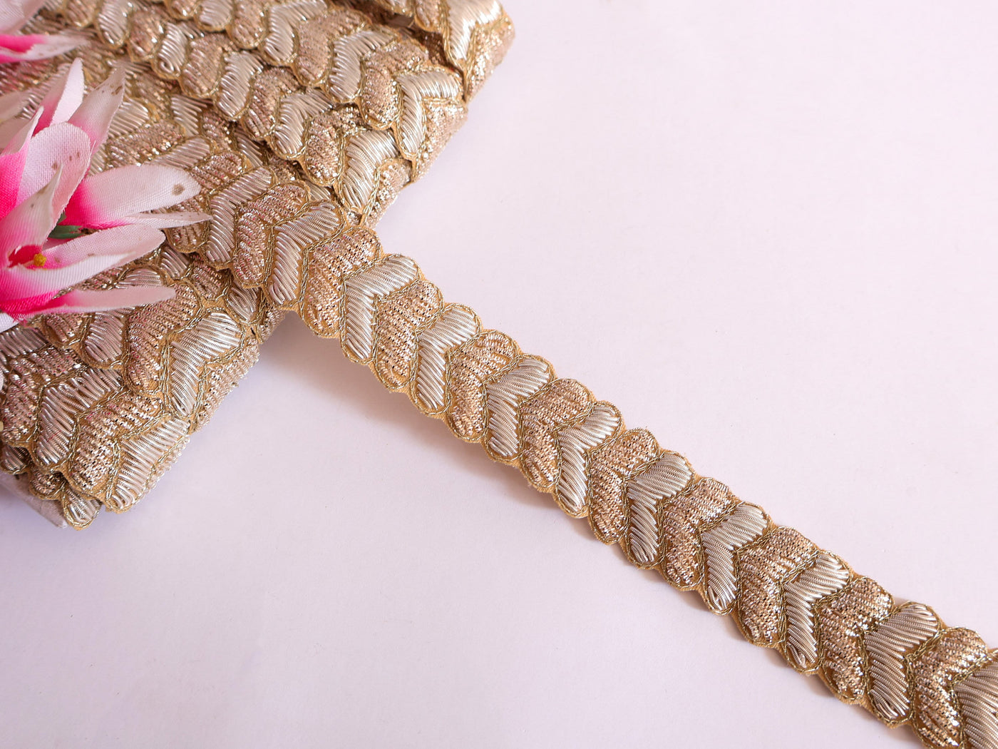 Creme Gold Zardozi Embellished Lace 2.5 Cm Wide - 1 Yard