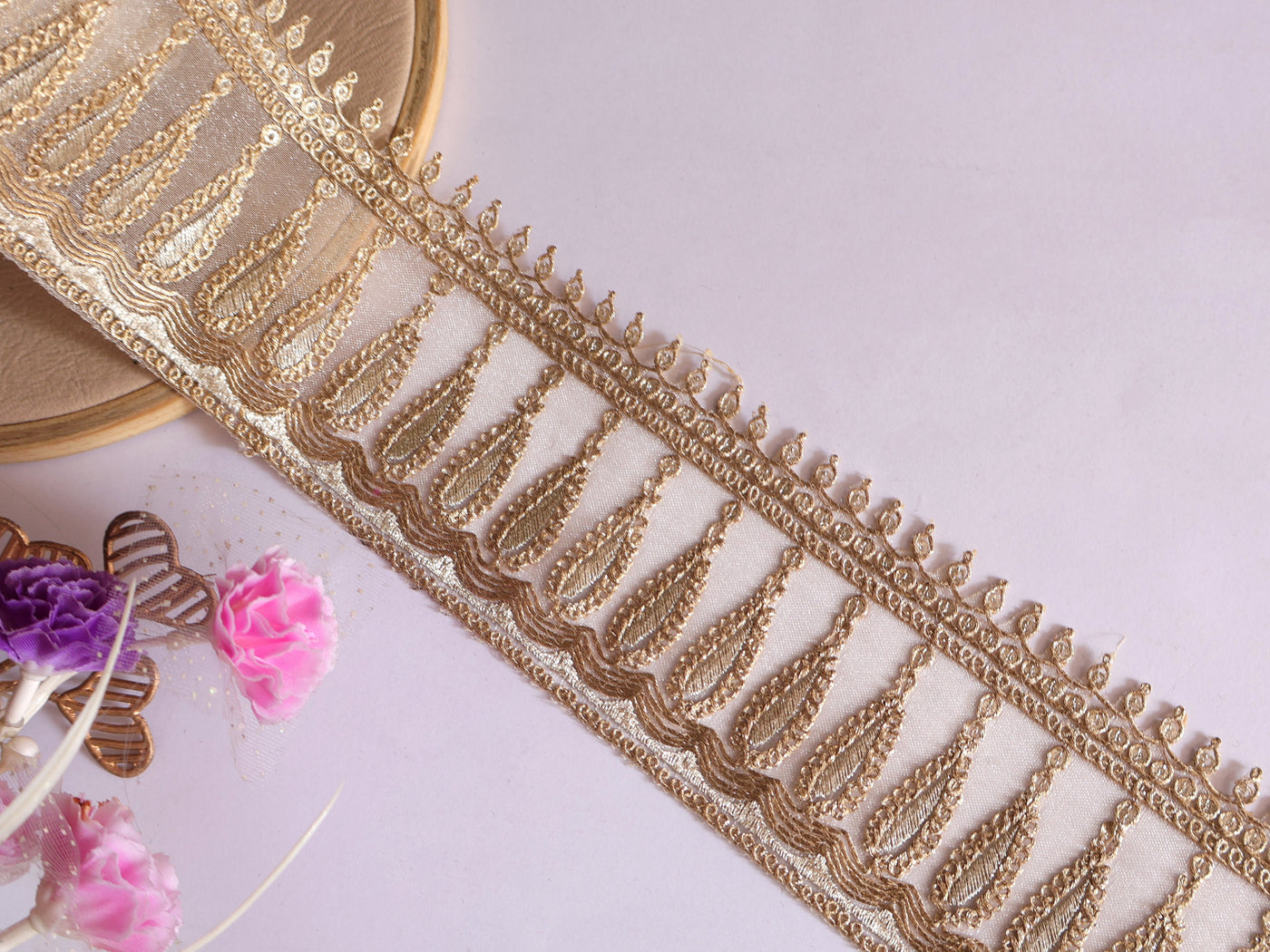 9 Yards Zari Gold Embroidered Sequin Lace: Scalloped Sari Border Trim