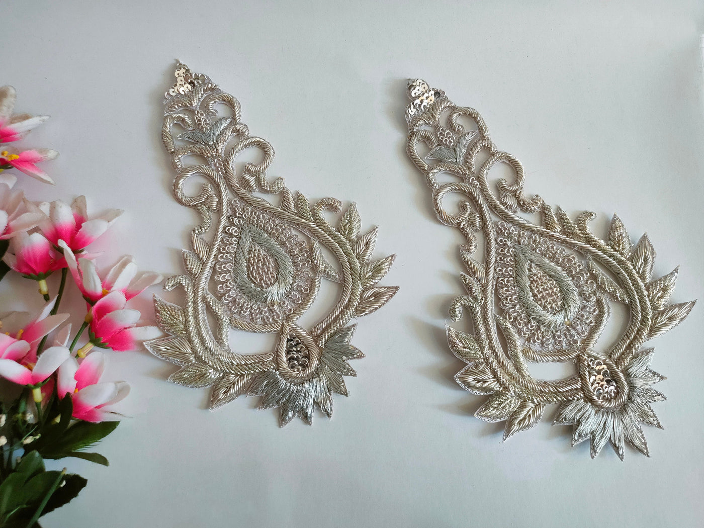 1 Pair - Silver Sew On Lamp Design Zardozi Embroidered Patch