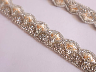 9 Yards Ombre Creme Yellow Threadwork Scalloped Lace Trim