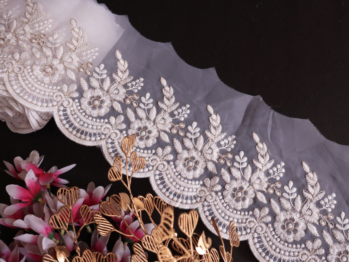 White Floral Embroidered Lace Border: Scalloped Net Fabric Trim (9cm Wide)