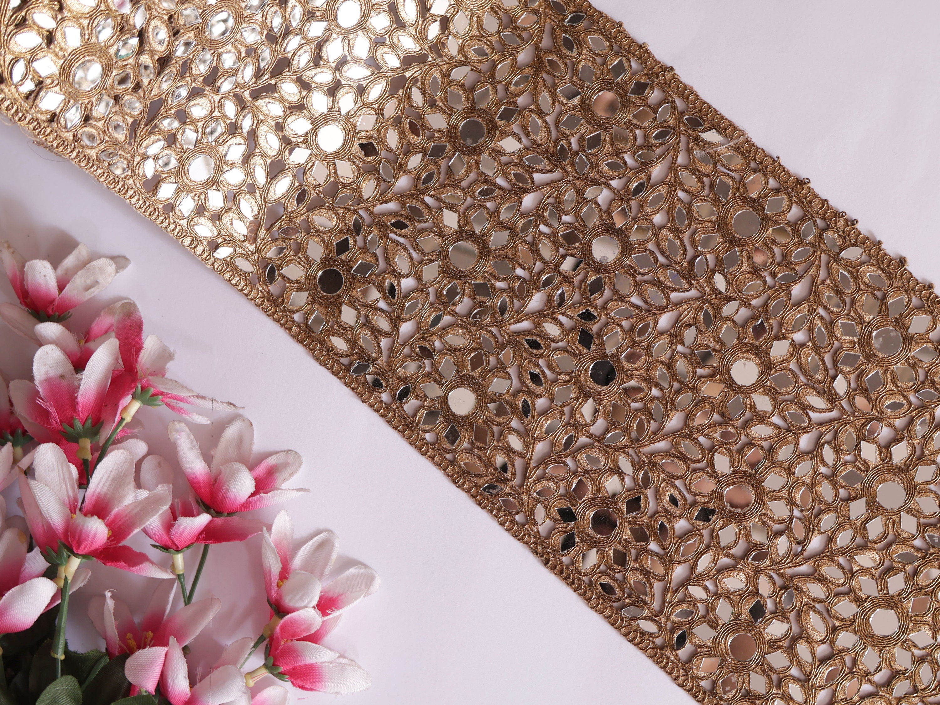 Antique Gold Mirrorwork Lace Border: Indian Wedding Dress Embellishment (20cm)