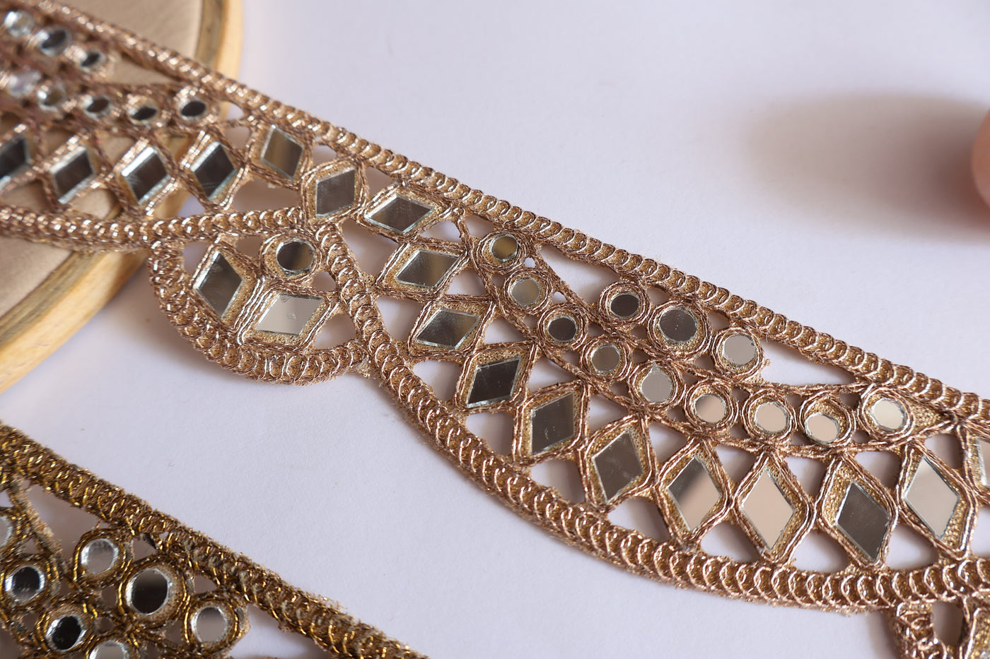 3 Yards Antique Gold Mirror Sari Border: Scalloped Bollywood Lace