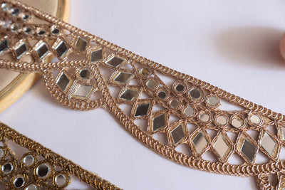 3 Yards Antique Gold Mirror Sari Border: Scalloped Bollywood Lace