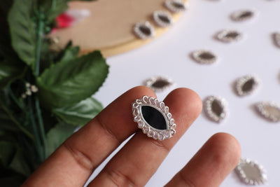 25 Pc - Oval Shaped Silver Mirror Applique Patches, Indian Decorative Zircon Patches