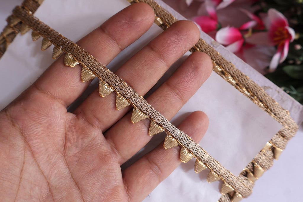 Golden Gota Lace Trim: 9-Yard Triangular Piping Ribbon, 1.5cm Wide