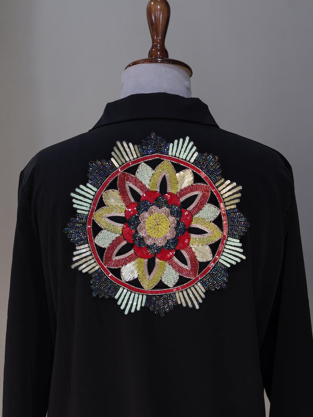 Handmade Zardozi Sequin Patch – Indian Mandala Applique (24cm)