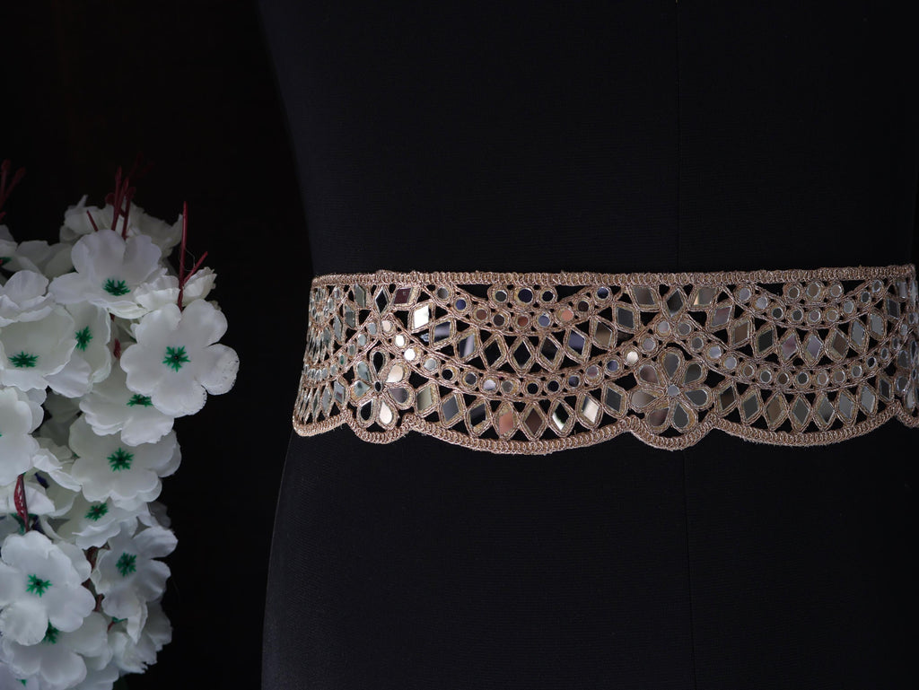 Rose Gold Mirror Lace Trim: Scalloped Indian Border, 8cm Wide