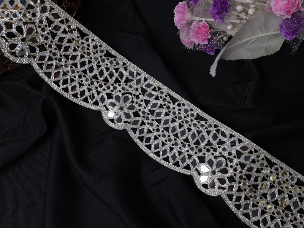 Metallic Silver Mirror Trim: Scalloped Indian Lace Border, 8cm Wide