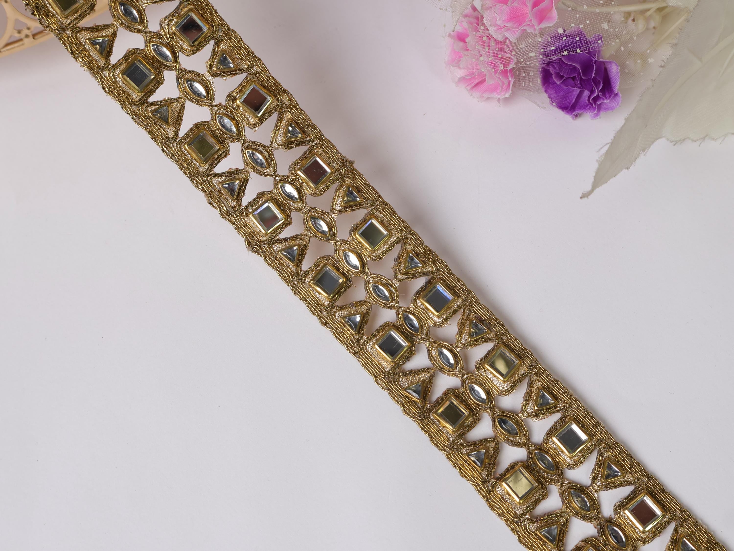 Antique Gold Kundan Stone Trim: Indian Sari Lace, 3.5cm Wide