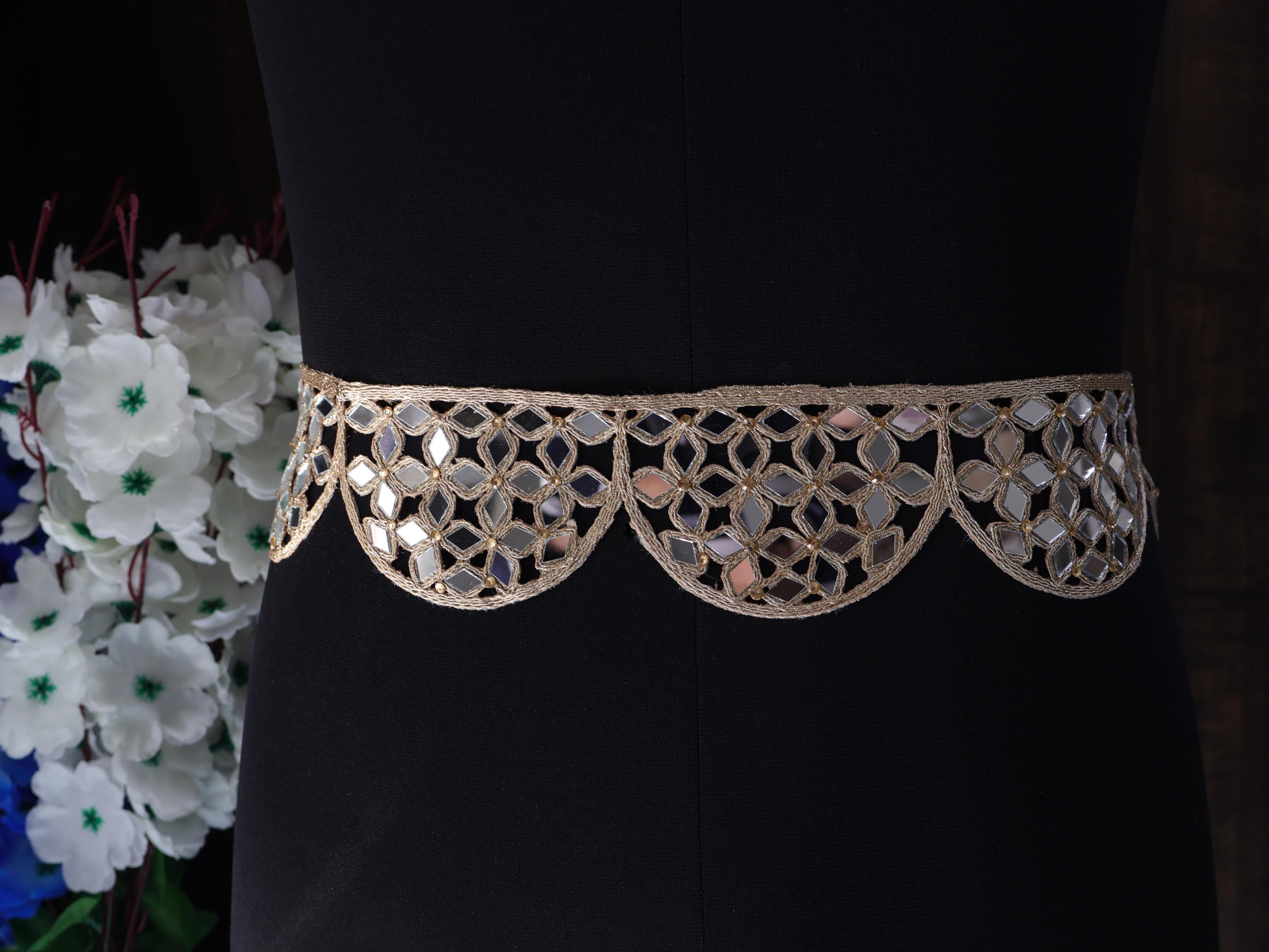 Rose Gold Mirror Trim: Scalloped Cutwork Indian Lace, 1 Yard