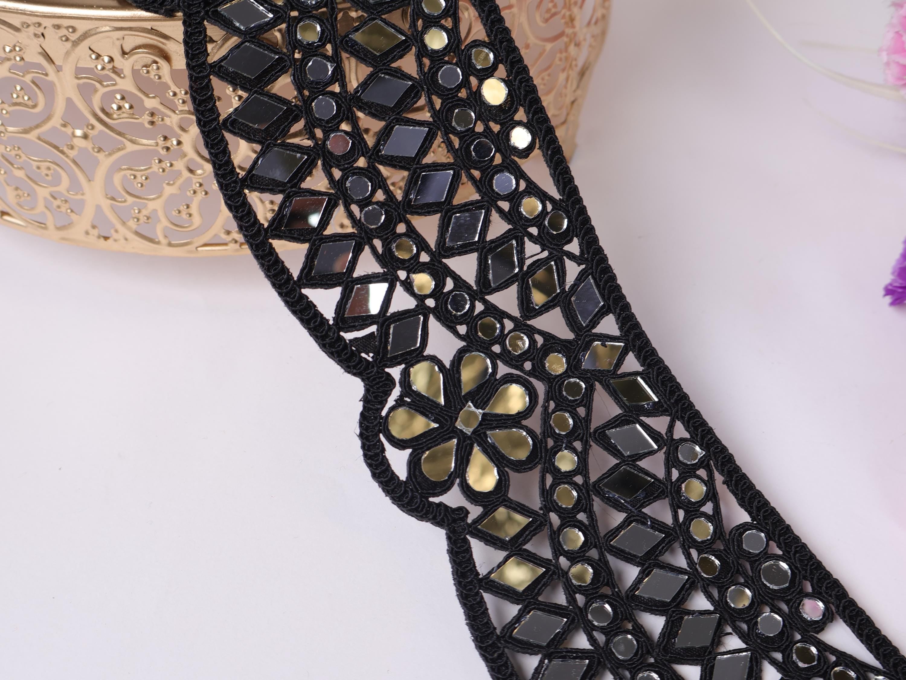 Black Scalloped Mirror Trim: Indian Lace Border, 8cm Wide