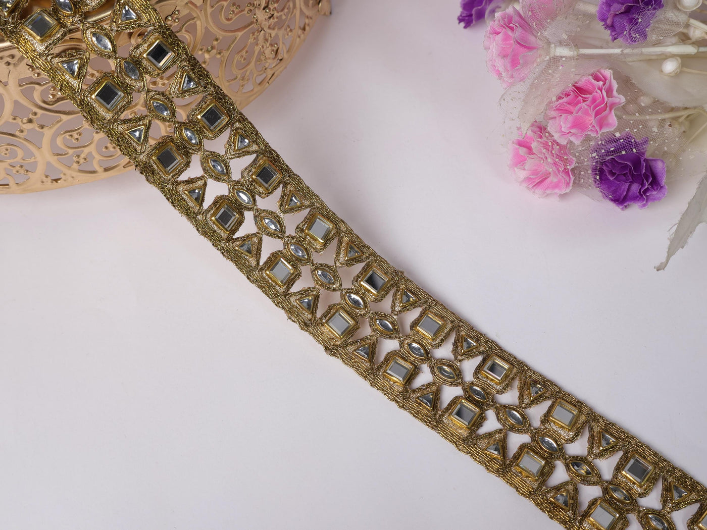 Antique Gold Kundan Stone Trim: Indian Sari Lace, 3.5cm Wide