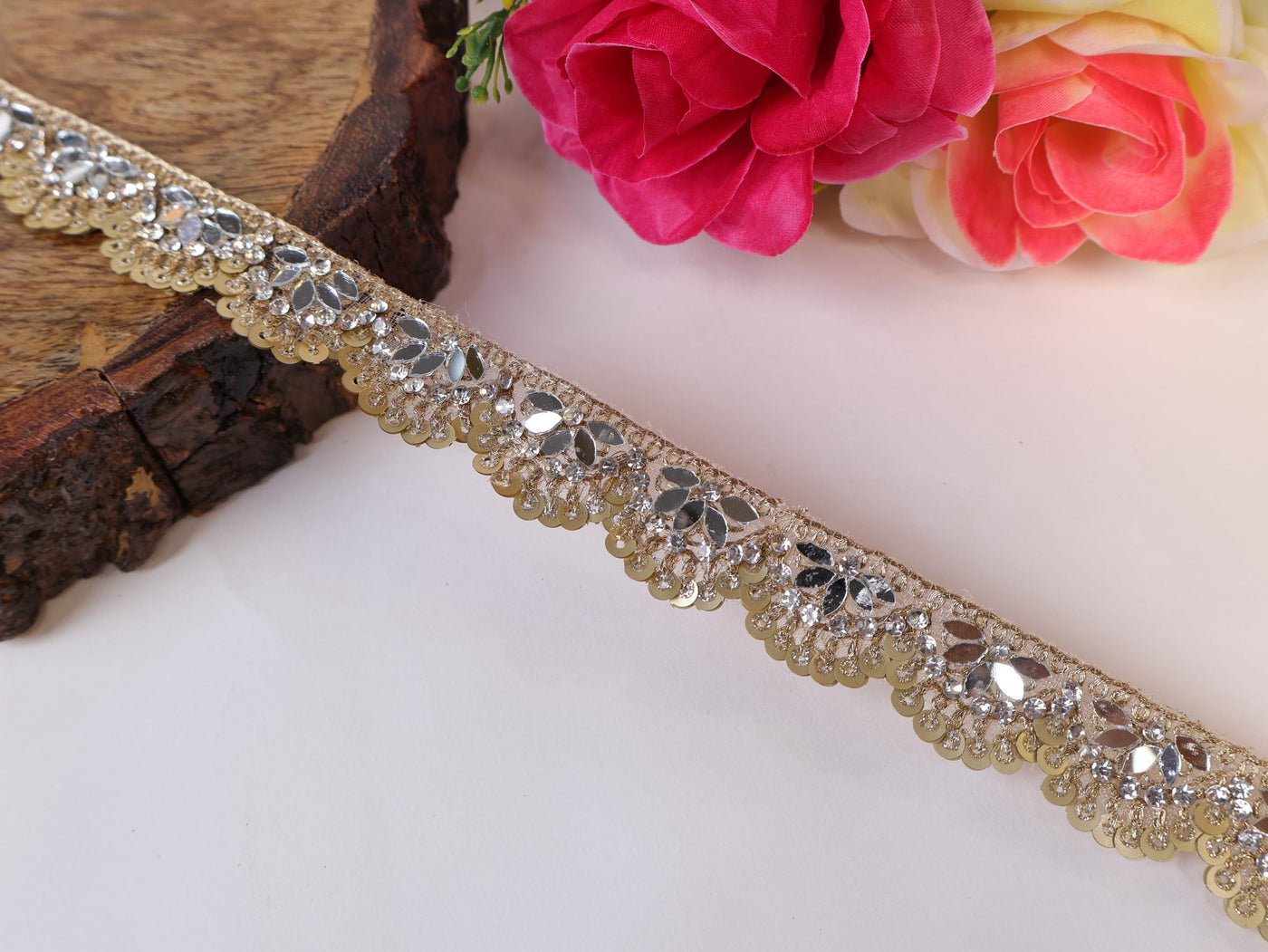 Zircon & Mirror Scalloped Trim Lace: Indian Sari Border, 9 Yards