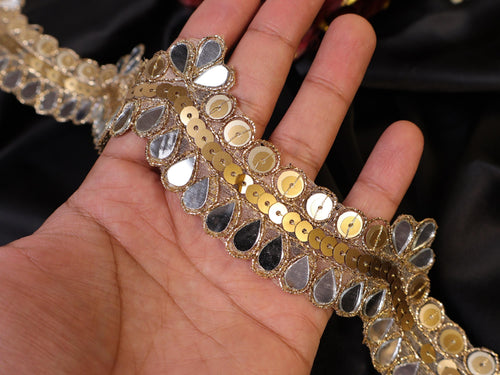 Antique Gold Mirrorwork Trim: Scalloped Sequin Lace, 3.5cm Wide