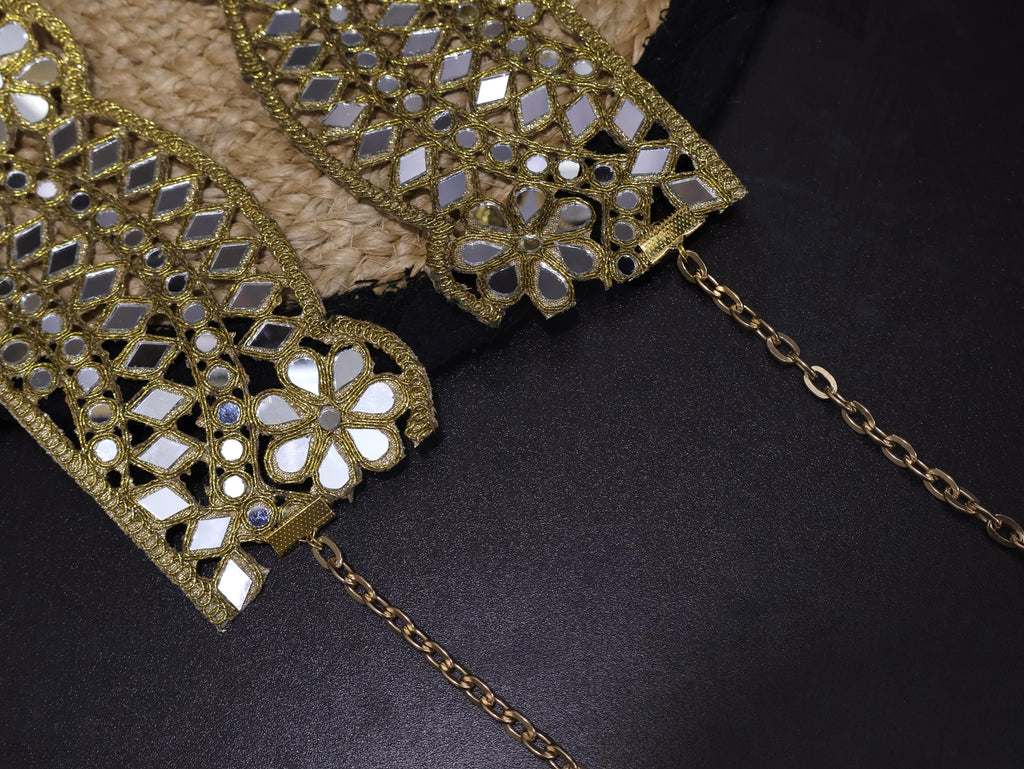 Antique Gold Mirrorwork Waist Belt: Adjustable Clasp, Classic Statement Jewelry