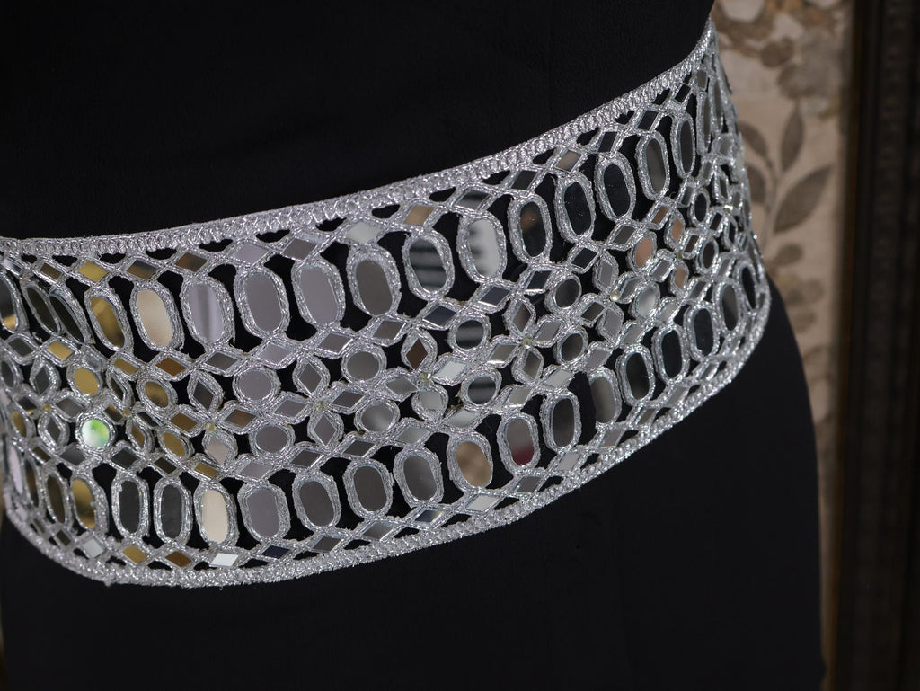 Metallic Silver Statement Waist Belt: Broad Chain, Adjustable Clasp