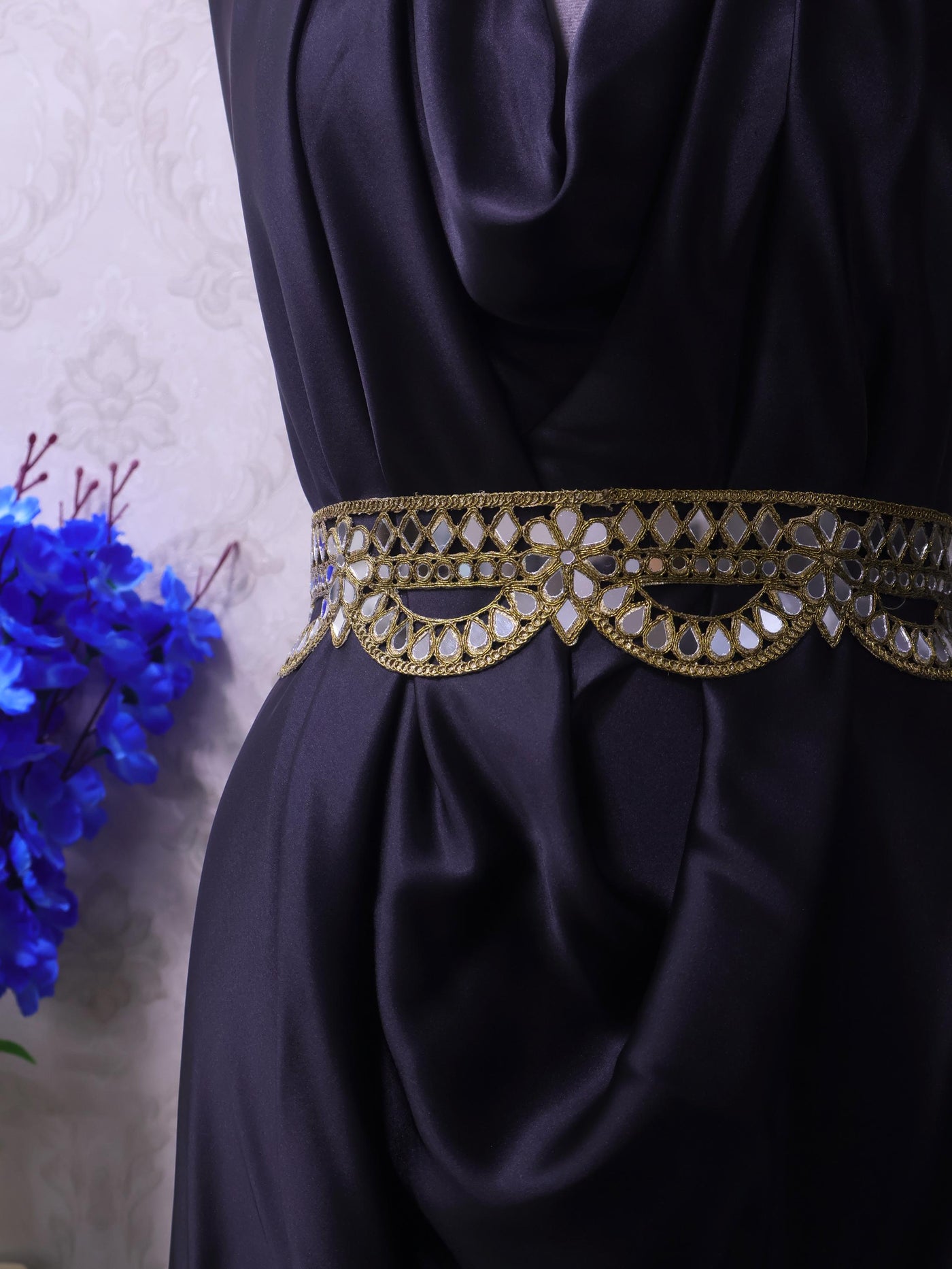 Dark Gold Scalloped Mirror Waist Belt: Floral Cutwork, Adjustable Chain