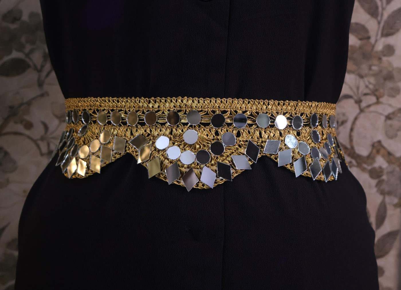 Bronze Gold Scalloped Mirror Waist Belt: Regal Cutwork Statement Jewelry