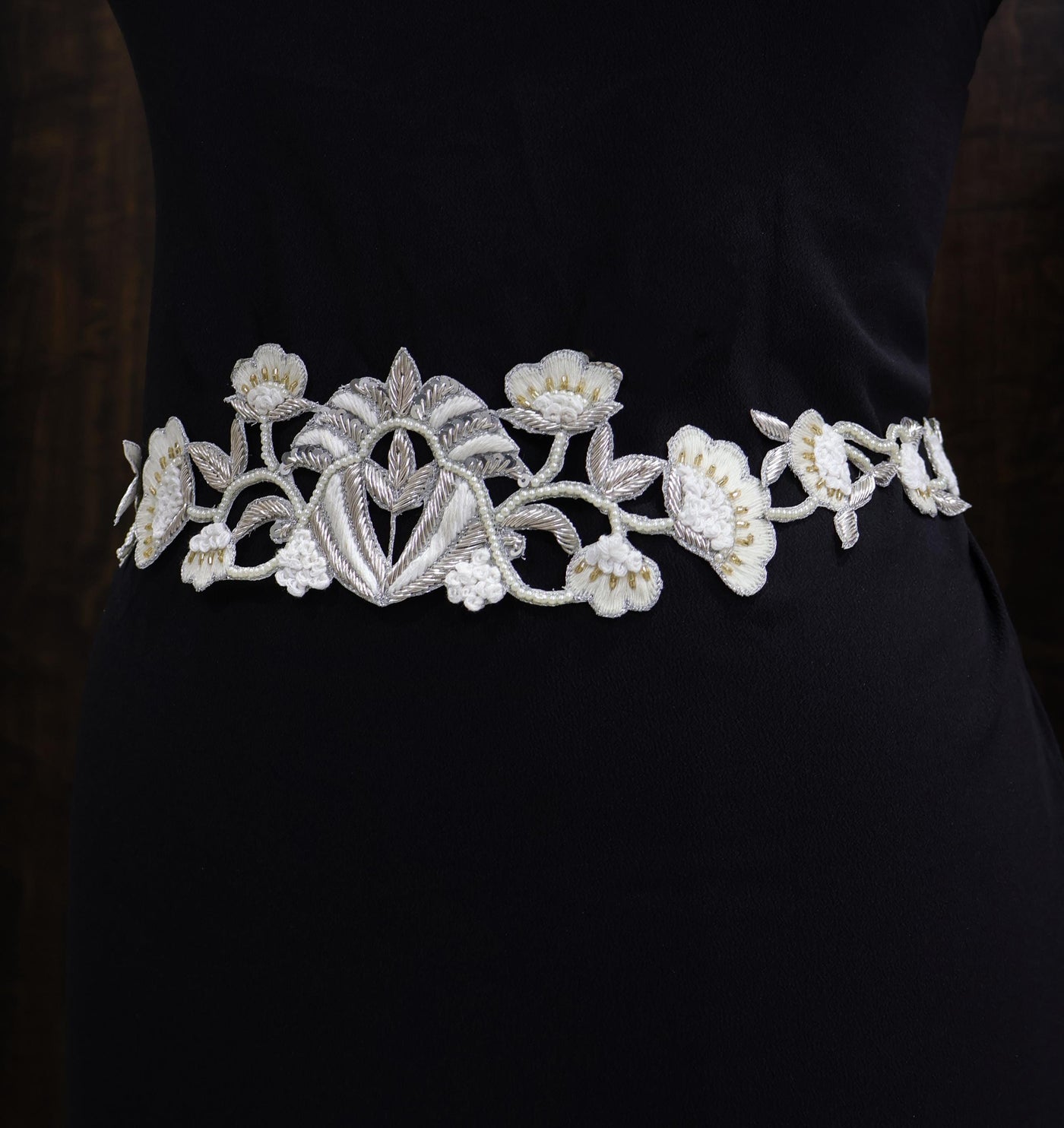 Hand Embroidered Floral Waist Belt: Vintage Style Off White Belt