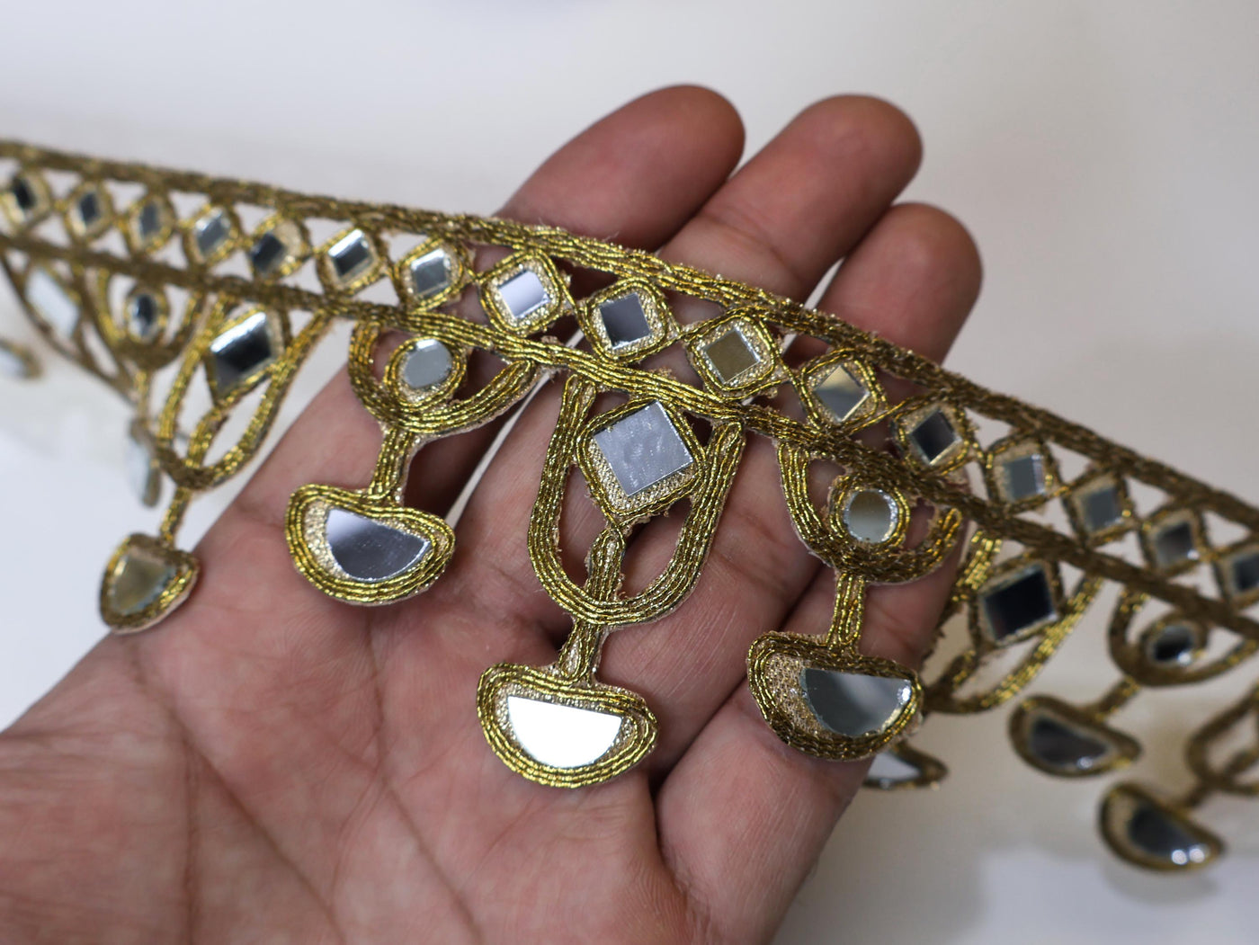 Antique Gold Fringe Mirror Border: Borde Espejo, Waist Belt Trim