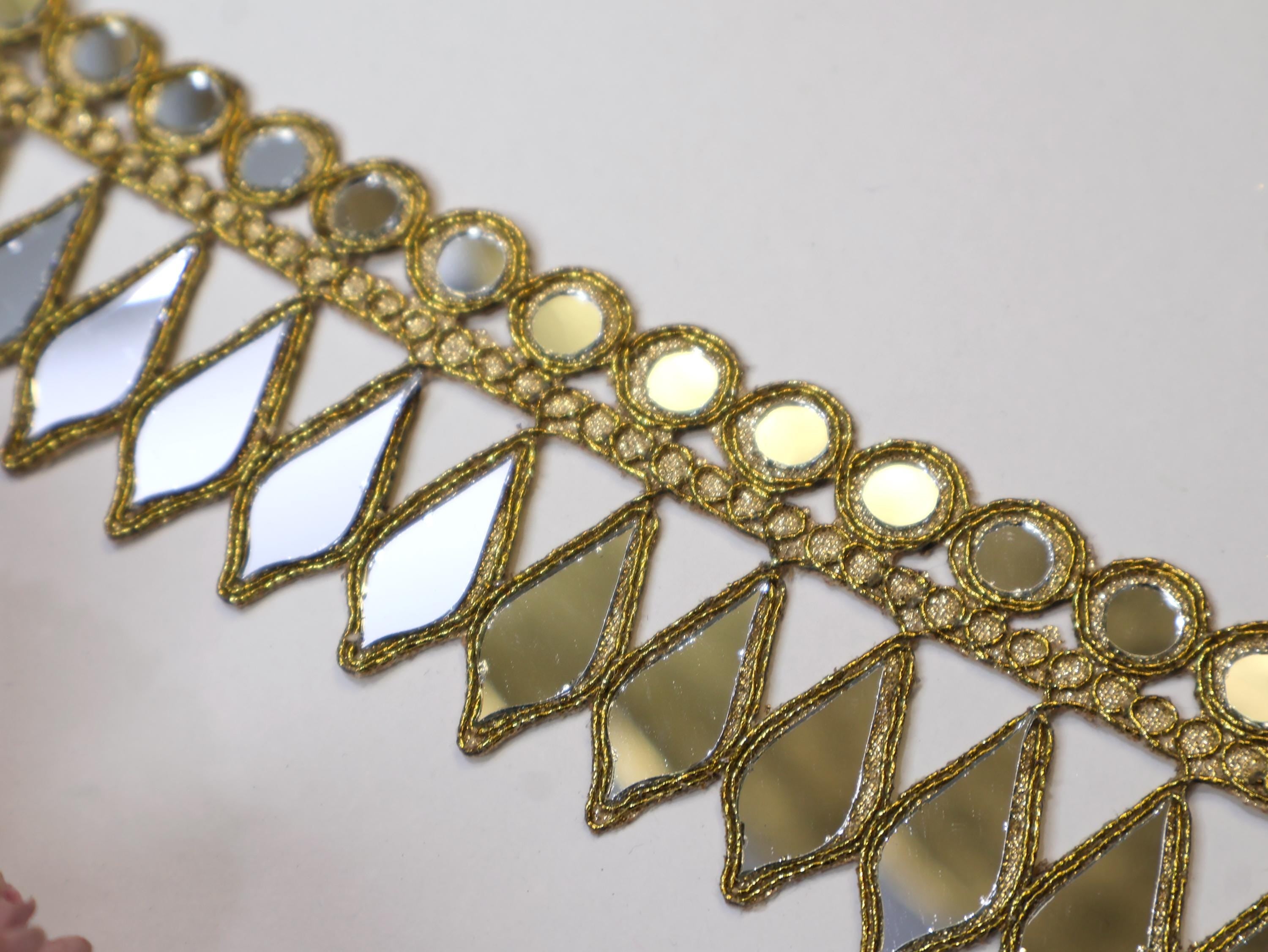 Cutwork Mirror Designer Choker Lace: Gold Indian Lace Trim (4cm Wide)