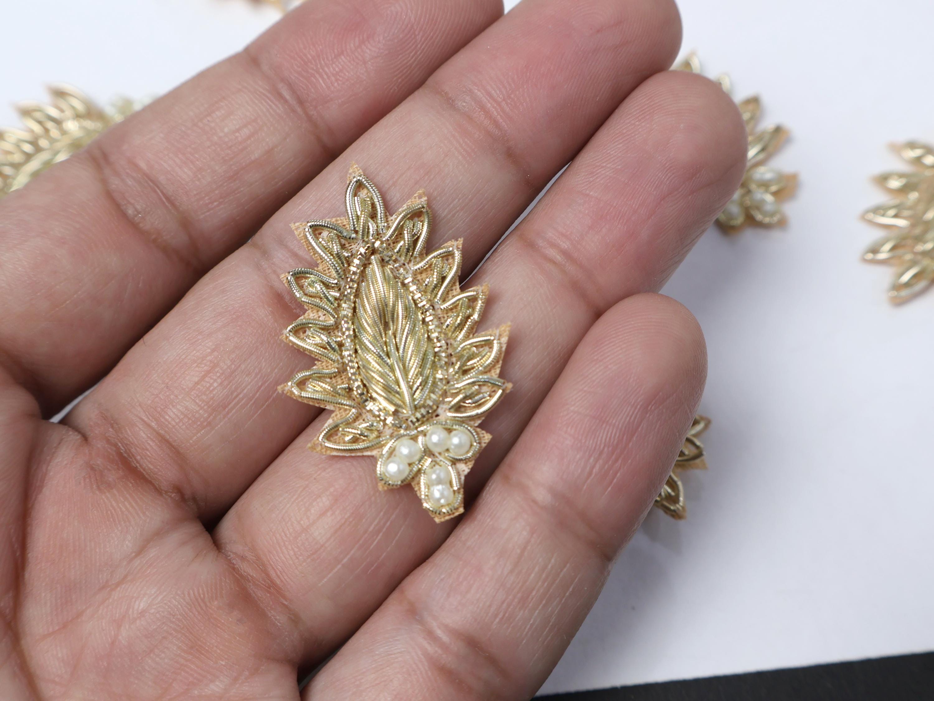 25 Pc - Pale Gold Leaf Floral Zardozi Applique Sew On Patch